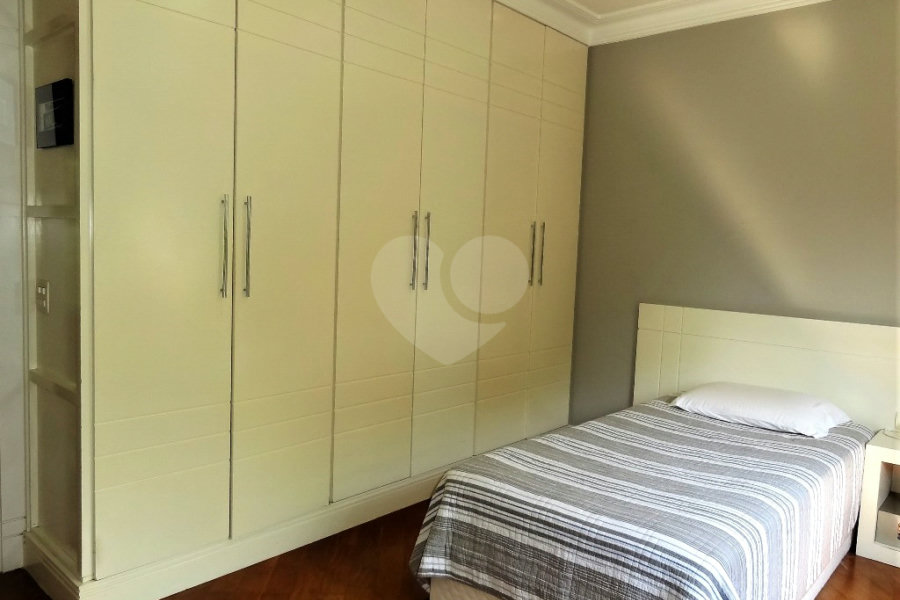 Casa à venda com 4 suítes no condomínio Residencial Jardim Itatinga, São Paulo - SP
