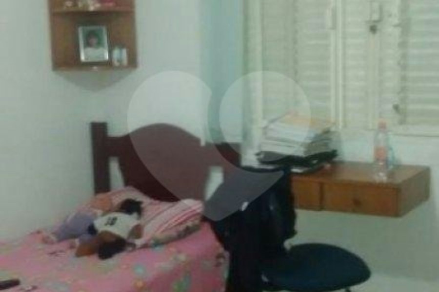 Casa Térrea à venda com 3 quartos, sendo 1 suíte, em Vila Albertina, São Paulo, SP