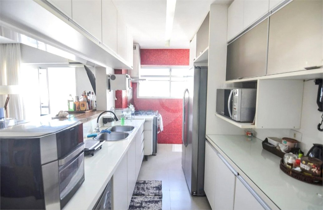 Cobertura à venda com 3 quartos, sendo 1 suíte,  em Vila Isabel, Rio de Janeiro, RJ