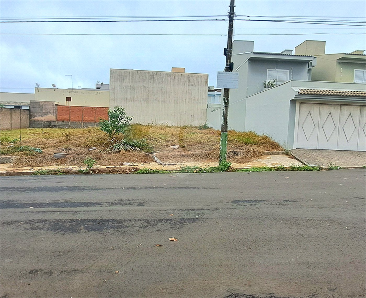 Terreno Amplo e Bem Localizado no Planalto Paraíso em São Carlos