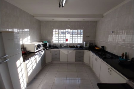 Sobrado à venda com 5 quartos, sendo 1 suíte,  em Terra Nobre, Louveira, SP