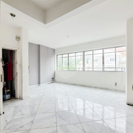 Apartamento - Bela Vista - 2 Quartos / Dormitórios - Venda / Compra