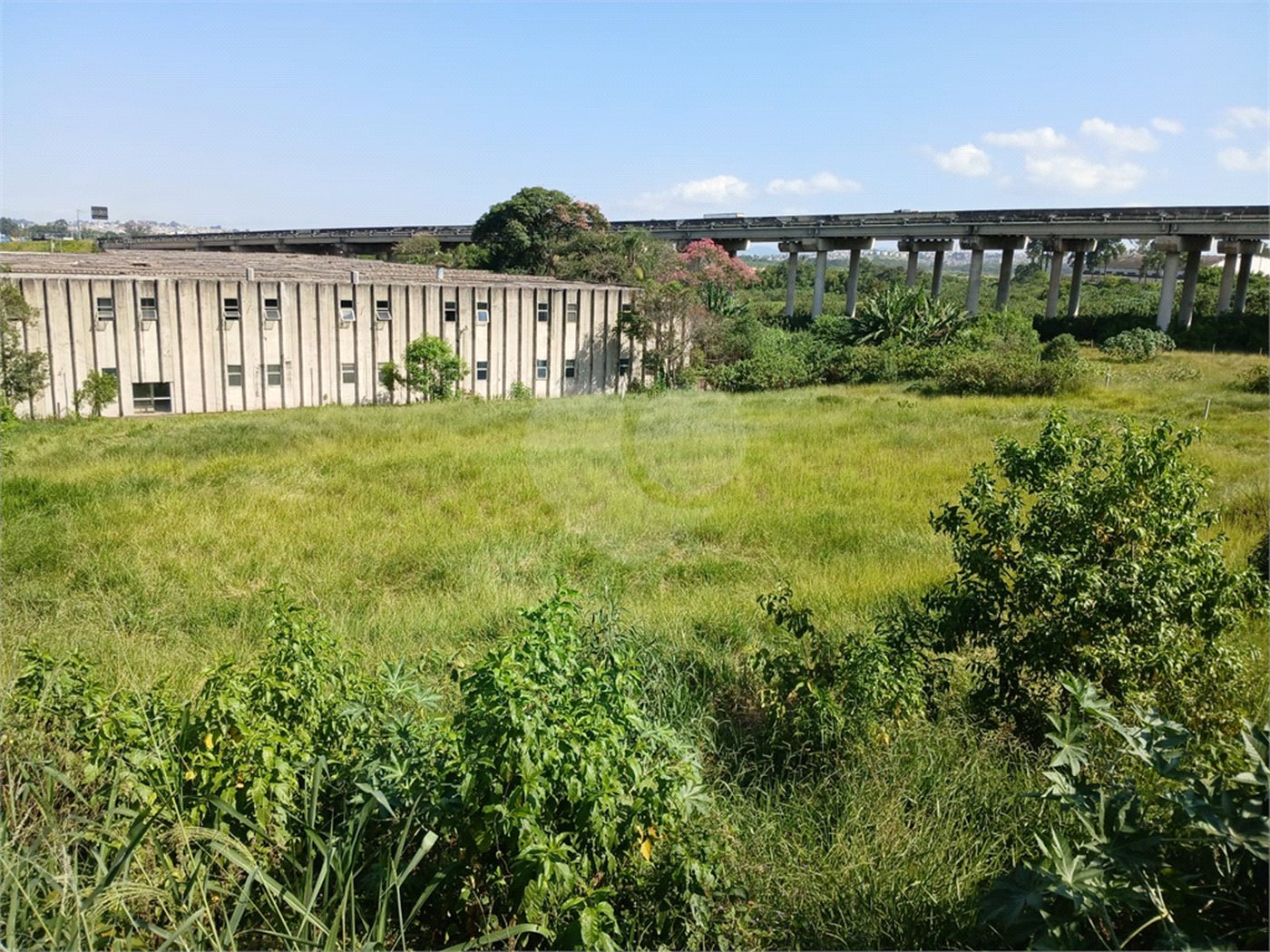Terreno à venda em Jardim dos Ipês, Itaquaquecetuba, SP