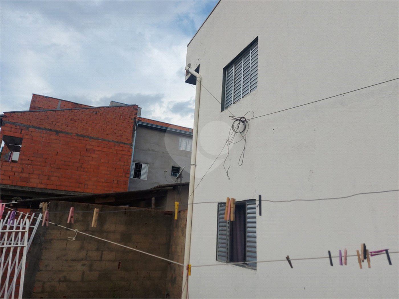 Sobrado à venda com 4 quartos em Capela, Vinhedo, SP
