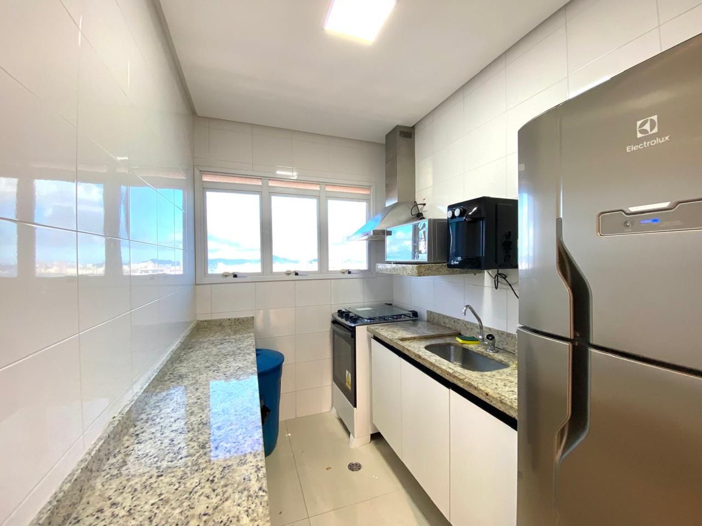 Apartamento com 3 dormitórios à venda, 106 m² por R$ 1.175.000,00 - Pompéia - Santos/SP