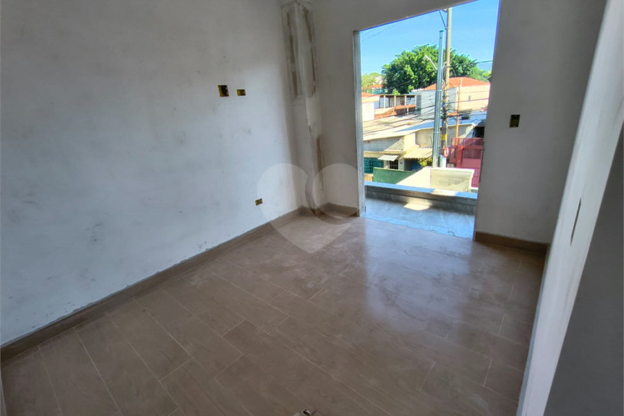 Casa à venda com 3 quartos, sendo 1 suíte, em Parque Vitória, São Paulo, SP