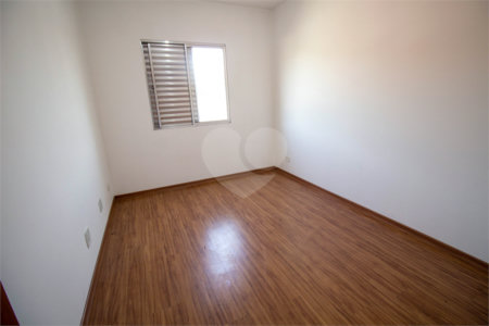 Apartamento à venda com 3 quartos, sendo 1 suíte, no Centro, São Roque, SP