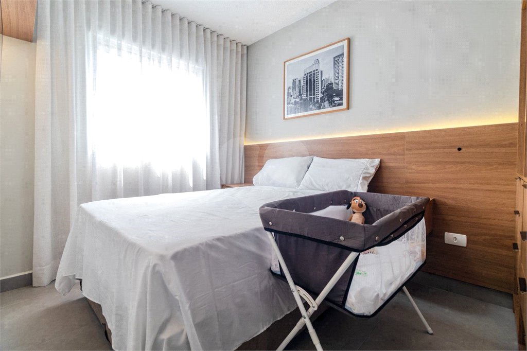 Apartamento à venda com 2 quartos, sendo 1 suíte,  em Liberdade, São Paulo, SP