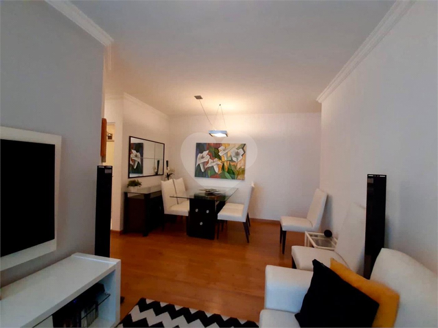 Apartamento para alugar com 3 quartos, sendo 1 suíte, em Vila Olímpia, São Paulo, SP