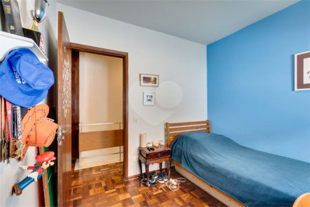 Casa de Vila à venda com 3 quartos, sendo 1 suíte, em Alto da Boa Vista, São Paulo, SP