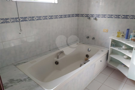Sobrado à venda com 4 quartos, sendo 2 suítes, em Jardim Prudência, São Paulo, SP