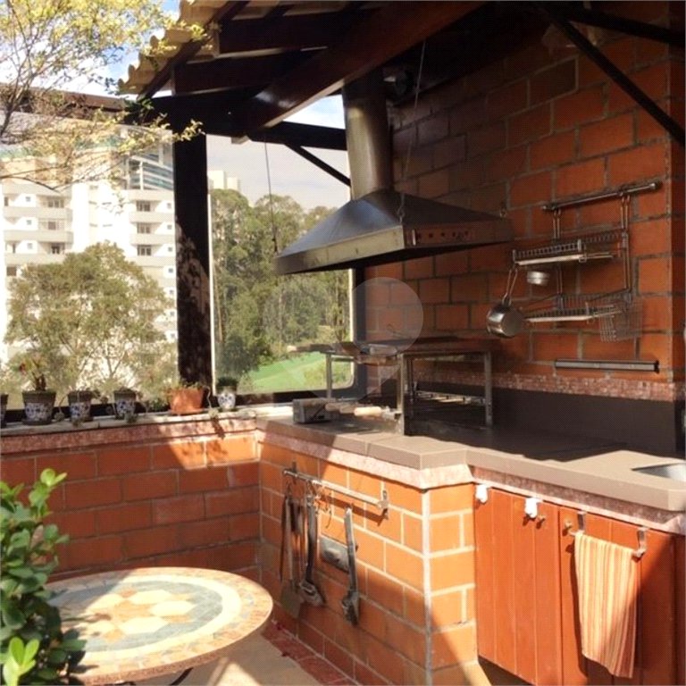 Cobertura à venda com 3 quartos, sendo 1 suíte,  em Vila Andrade, São Paulo, SP