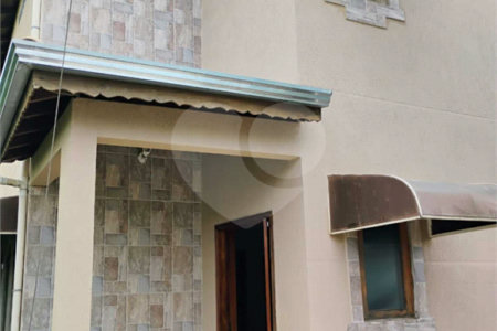 Sobrado à venda com 4 quartos, sendo 1 suíte, em Nova Itatiba, Itatiba, SP