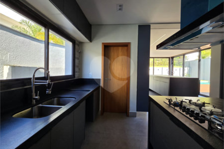 Casa à venda com 5 suítes no condomínio Fazenda Imperial, Sorocaba - SP