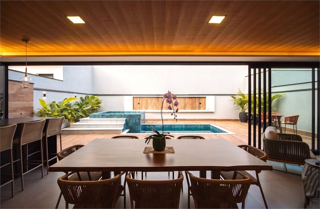 Casa à venda com 7 suítes no condomínio Residencial Duas Marias, Indaiatuba - SP