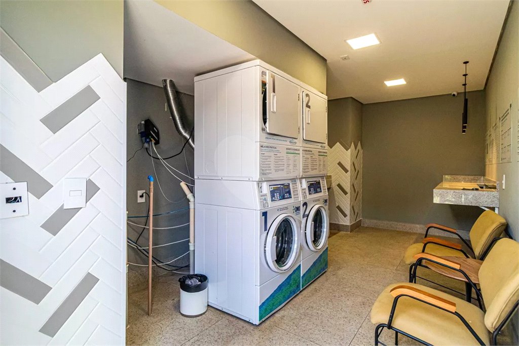 Apartamento à venda com 2 quartos, sendo 1 suíte,  em Ferreira, São Paulo, SP