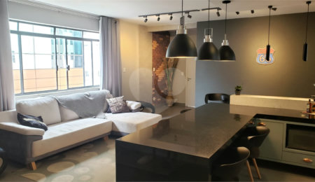 Apartamento à venda com 4 quartos, sendo 1 suíte,  em Jardim Paulista, São Paulo, SP