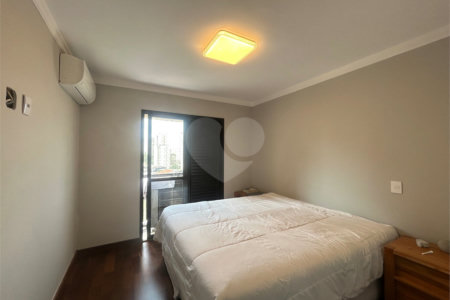 Apartamento à venda com 3 quartos, sendo 2 suítes, em Alto da Boa Vista, São Paulo, SP