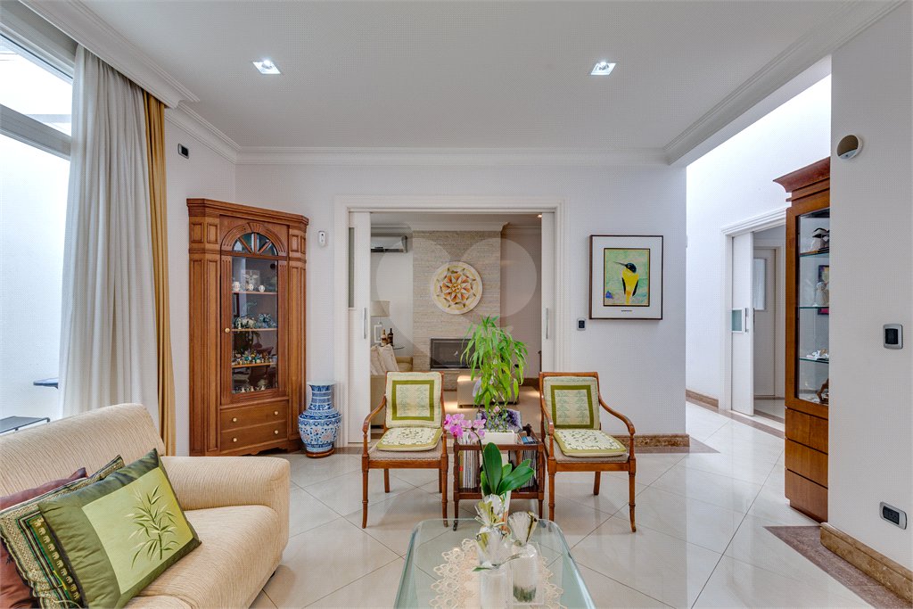 Casa à venda com 2 suítes em Alto da Boa Vista, São Paulo, SP