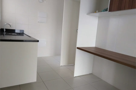 Apartamento à venda com 3 suítes em Vila Anastácio, São Paulo, SP