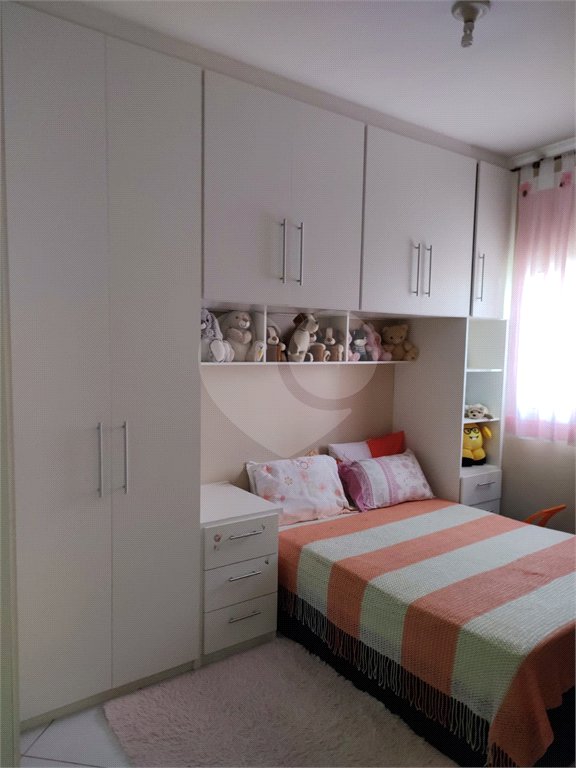 Sobrado à venda com 2 suítes em Vila Carrão, São Paulo, SP