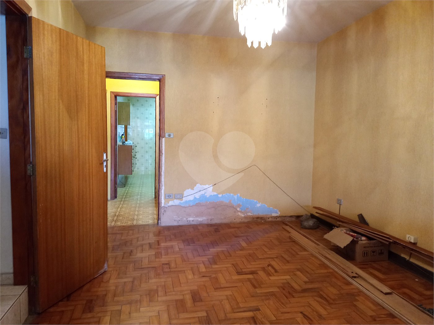 Sobrado à venda com 5 quartos em Horto, São Paulo, SP