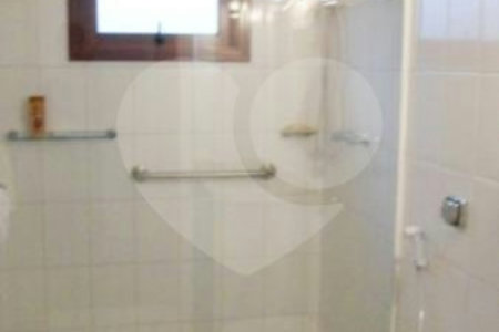 Sobrado à venda com 3 quartos, sendo 1 suíte, em Campo Grande, São Paulo, SP