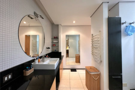 Casa à venda com 3 quartos, sendo 1 suíte, no condomínio Barão do Triunfo, São Paulo - SP