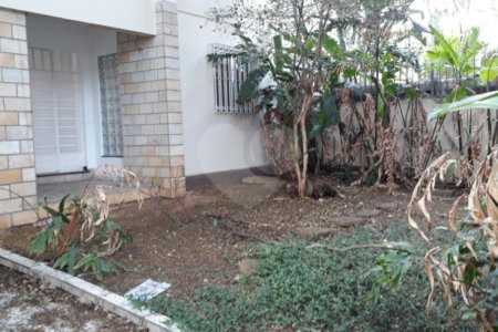 Sobrado à venda com 3 quartos, sendo 1 suíte, em Campo Belo, São Paulo, SP