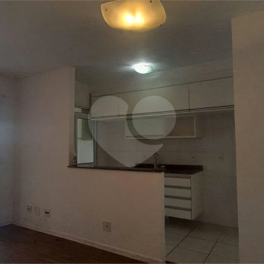 Apartamento à venda com 2 quartos em Jardim Esmeralda, São Paulo, SP