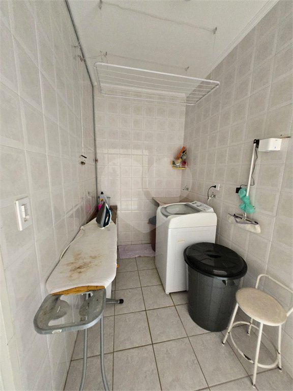 Sobrado à venda com 3 suítes em Chora Menino, São Paulo, SP