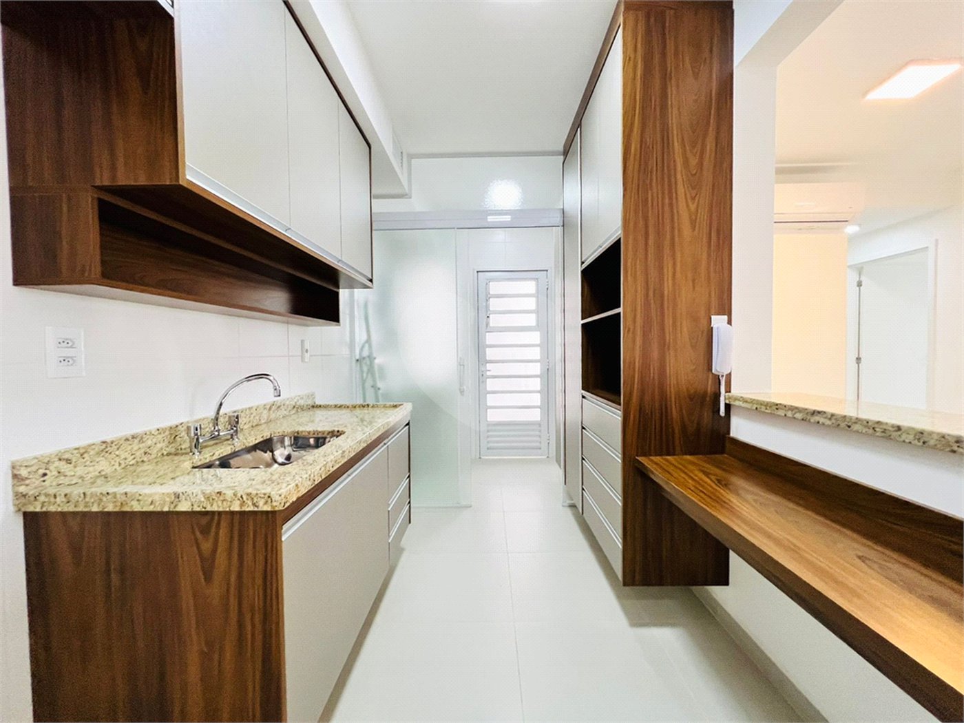 Apartamento para alugar com 2 quartos, sendo 1 suíte, em Jardim Piratininga, Sorocaba, SP