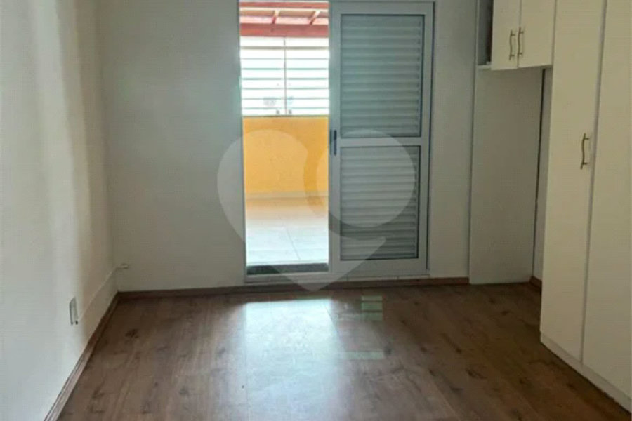 Sobrado à venda com 2 suítes em Santa Terezinha, São Paulo, SP