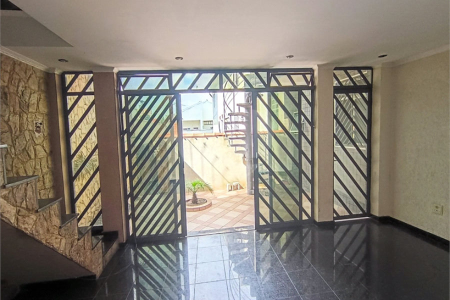 Casa para alugar com 2 suítes em Chora Menino, São Paulo, SP