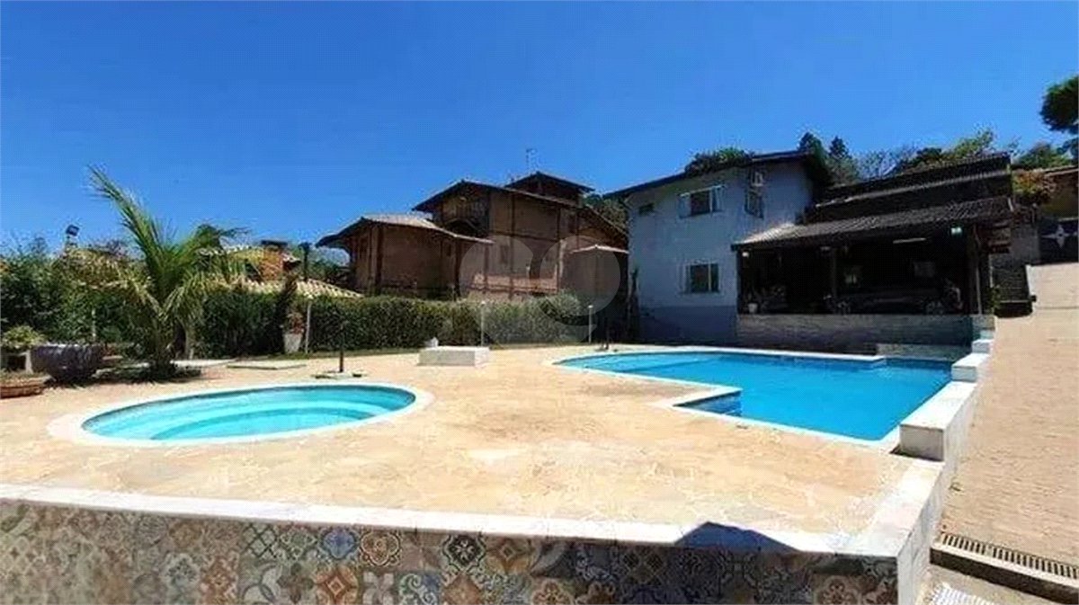 Chácara à venda com 3 quartos, sendo 2 suítes, em Santa Cândida, Vinhedo, SP
