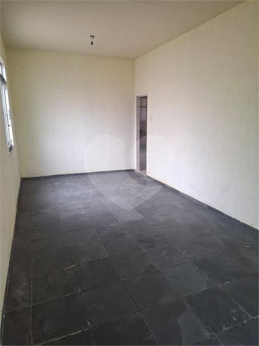 Casa à venda com 8 quartos em Campo Grande, Rio de Janeiro, RJ