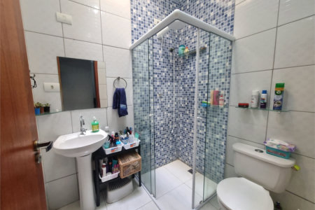 Casa à venda com 2 quartos, sendo 1 suíte,  em Aparecidinha, Sorocaba, SP