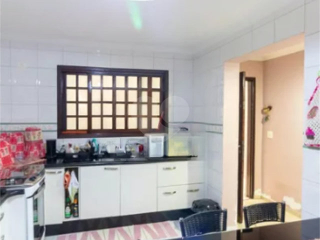 Sobrado à venda com 3 quartos, sendo 1 suíte,  em Penha, São Paulo, SP