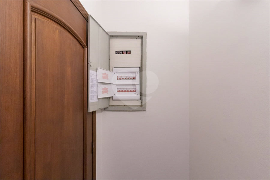 Sobrado à venda com 3 quartos, sendo 1 suíte, em Tremembé, São Paulo, SP