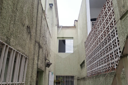 Casa de Vila à venda com 3 quartos, sendo 1 suíte, em Vila Bertioga, São Paulo, SP