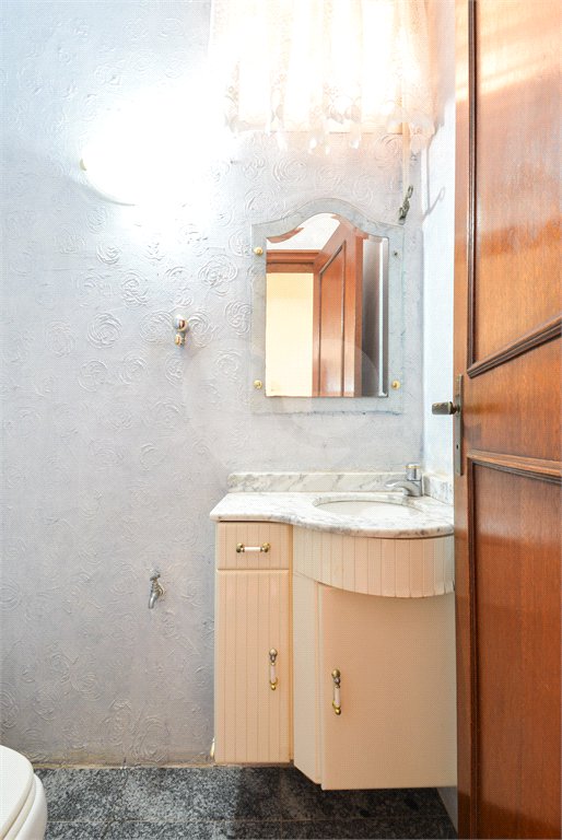 Sobrado à venda com 3 quartos, sendo 1 suíte, em Vila Monumento, São Paulo, SP