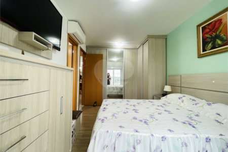 Apartamento à venda com 2 suítes em Vila Scarpelli, Santo André, SP