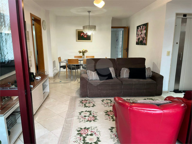 Apartamento à venda com 3 quartos, sendo 1 suíte,  em Santana, São Paulo, SP