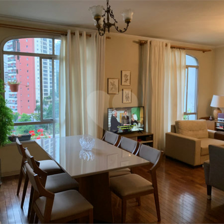 Apartamento à venda com 3 quartos, sendo 1 suíte,  em Jardim Marajoara, São Paulo, SP