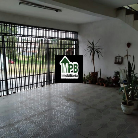 Sobrado à venda com 4 quartos, sendo 1 suíte, em Jardim Santo Amaro, Sorocaba, SP
