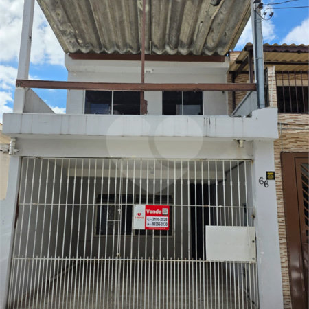 Sobrado à venda com 4 quartos, sendo 1 suíte,  em Rio Pequeno, São Paulo, SP