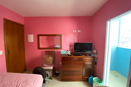 Sobrado à venda com 3 quartos em Parada Inglesa, São Paulo, SP