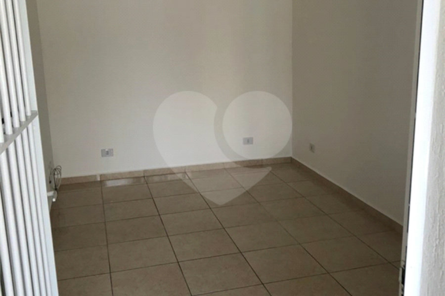 Casa Térrea à venda com 2 quartos no condomínio Dona Amélia Vieira Pita, São Paulo - SP