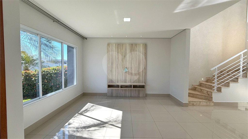 Casa à venda ou para alugar com 4 quartos, sendo 1 suíte, no condomínio Jardim Residencial Dona Lucilla, Indaiatuba - SP