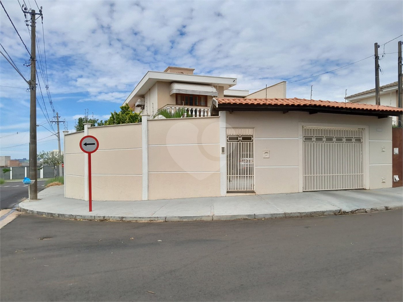 Casa para venda no Planalto Paraíso.